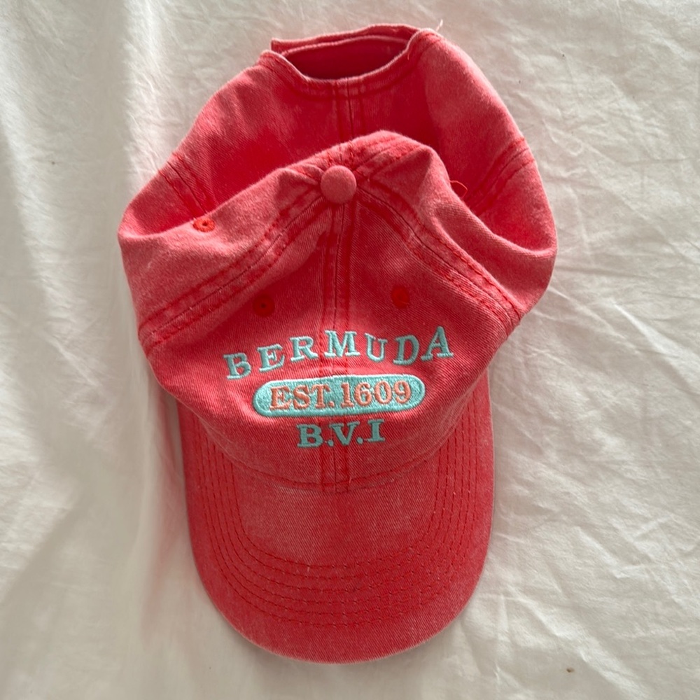 Red Bermuda Cap
